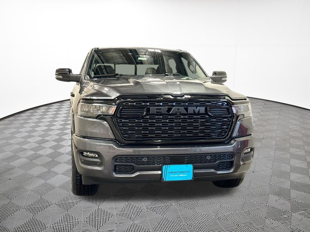 View vehicle photo 3