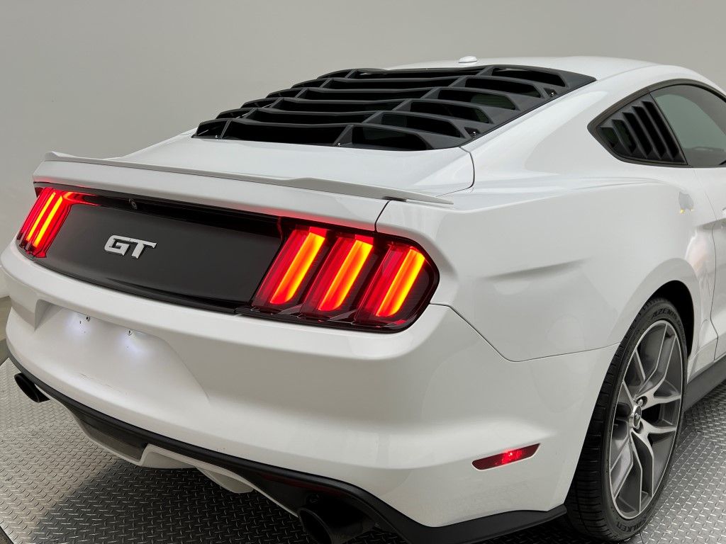 Thumbnail: 2016 Ford Mustang - 10