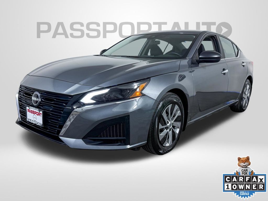 Gray (Gun Metallic) 2025 Nissan Altima Sedan Front-Wheel Drive Continuously Variable Transmission