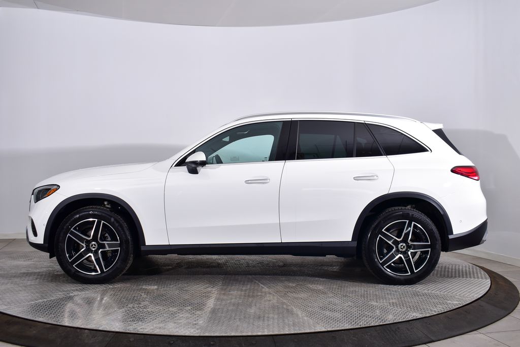 Thumbnail: 2026 Mercedes-Benz GLC - 2