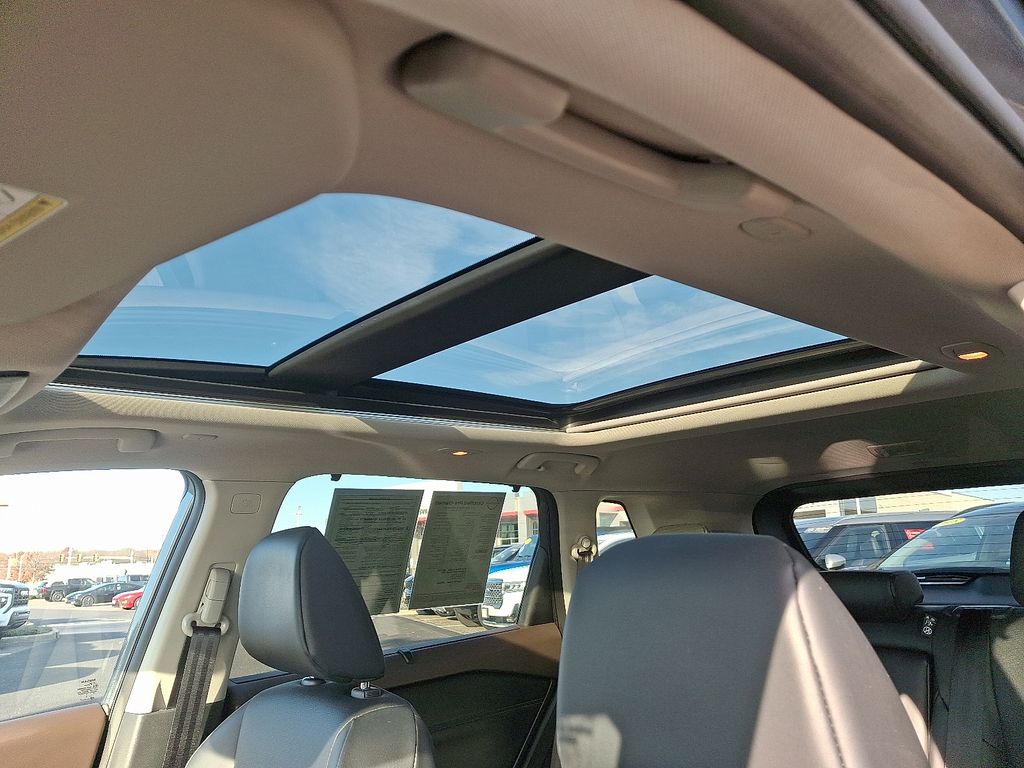 Thumbnail: 2022 Nissan Rogue - 15