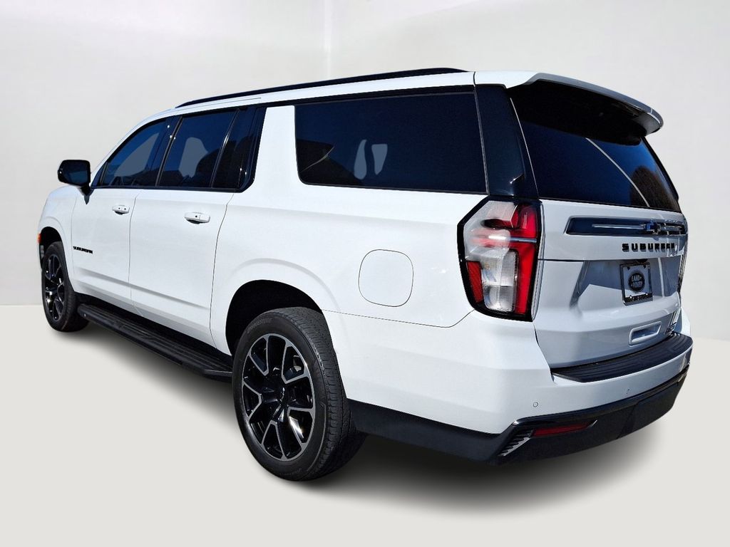 2022 Chevrolet Suburban RST 6