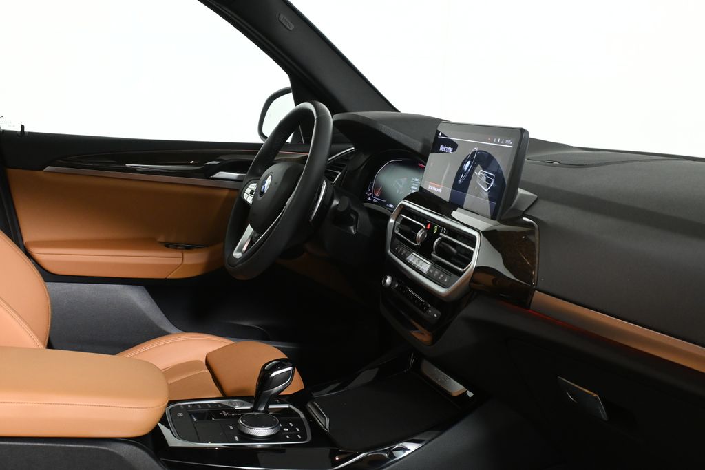 Thumbnail: 2023 BMW X3 - 29