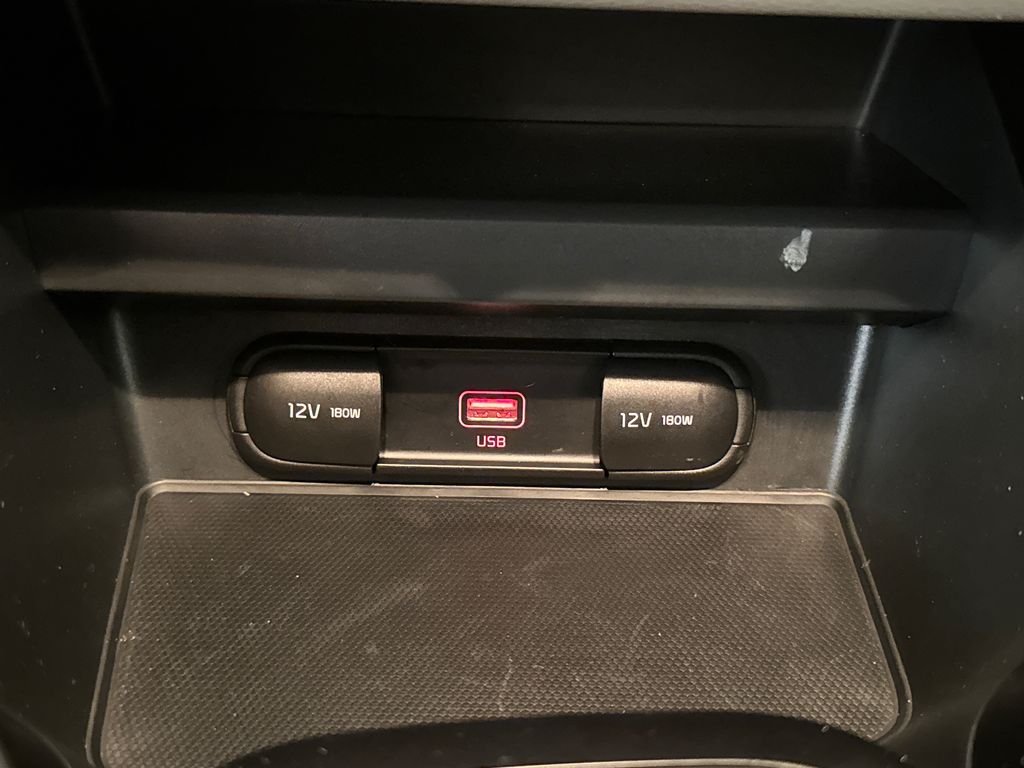 Certified Used 2020 White Kia LX image 28