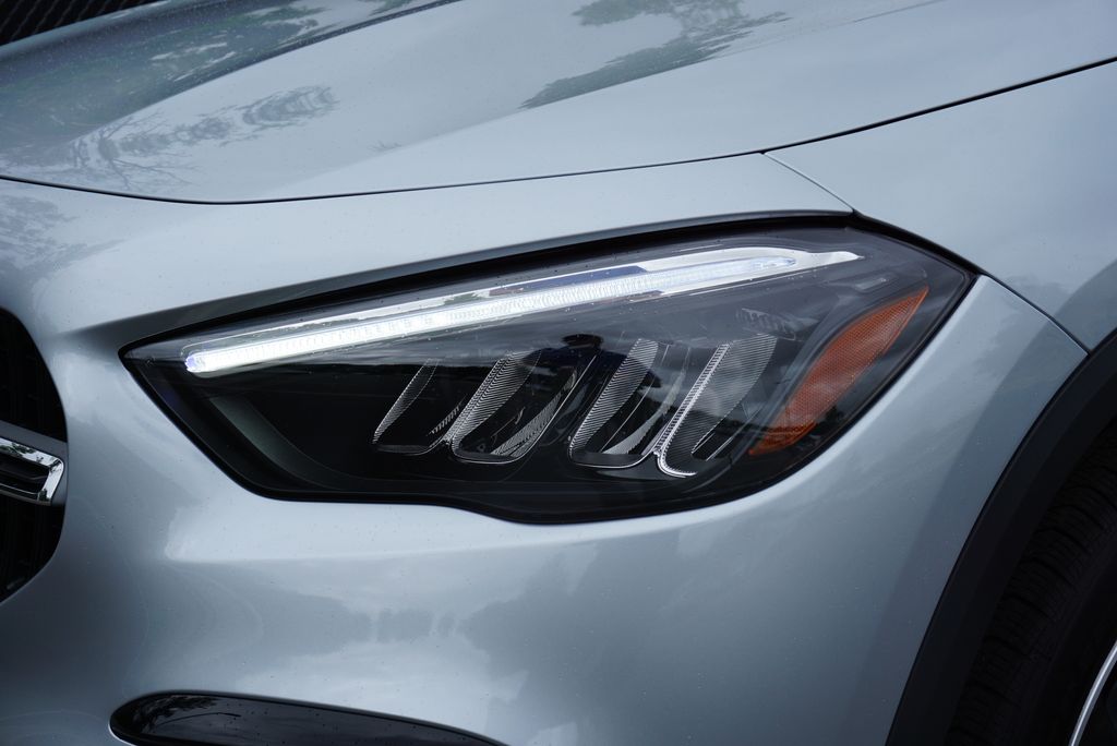 Thumbnail: 2026 Mercedes-Benz GLA - 11