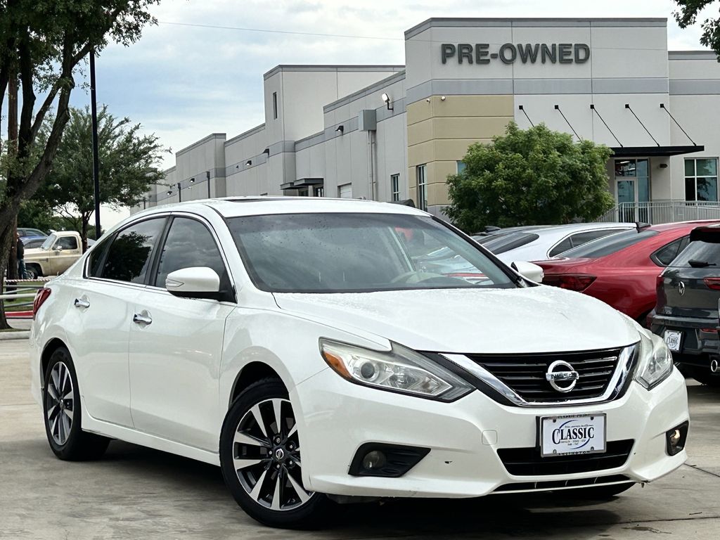 Pearl White 2016 Nissan Altima 2.5 SL Sedan Front-Wheel Drive Continuously Variable Transmission