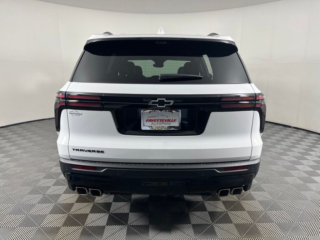 Thumbnail: 2026 Chevrolet Traverse - 4