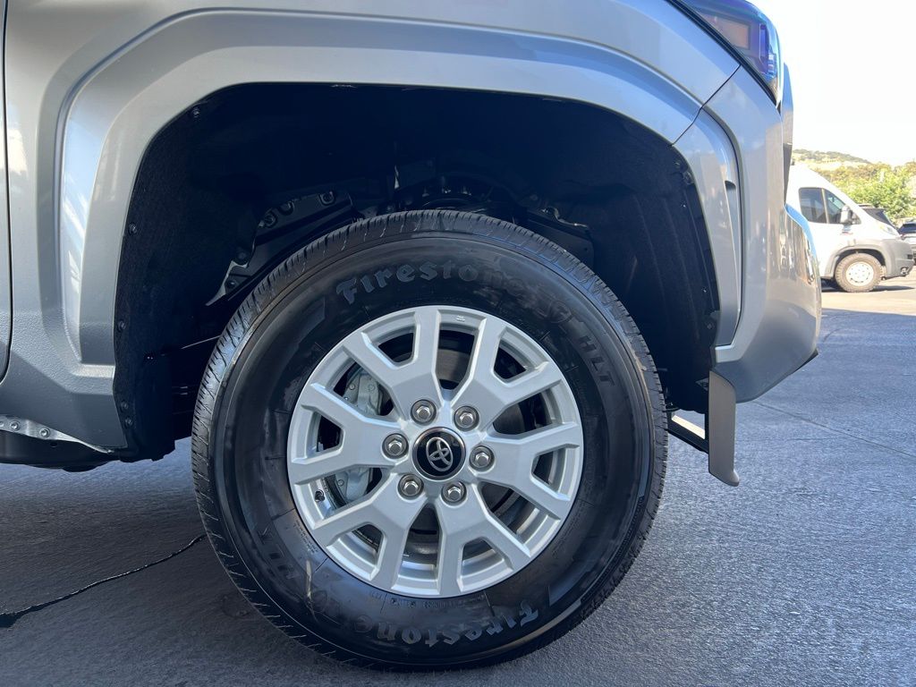 2025 Toyota Tacoma SR5 Double Cab photo 13