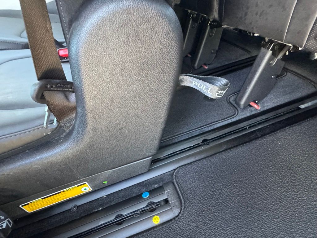 Used 2022 Kia Carnival Van