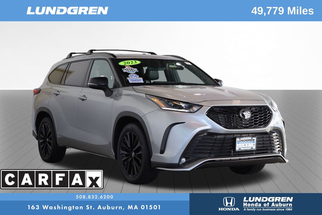2023 Toyota Highlander XSE's photo