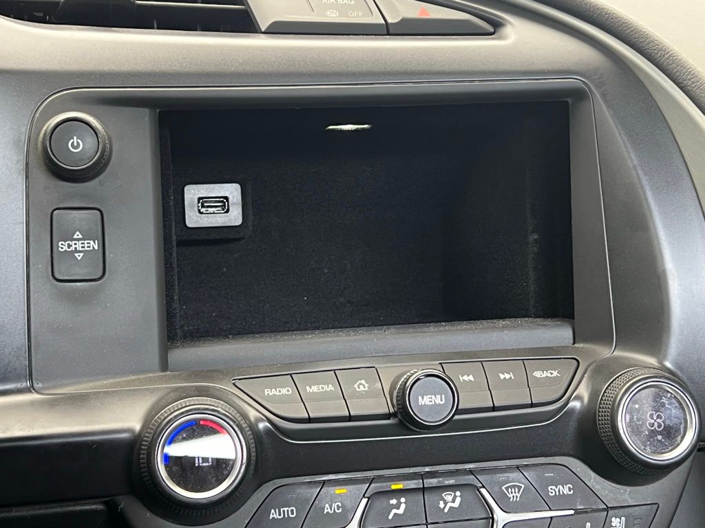 Thumbnail: 2014 Chevrolet Corvette - 18