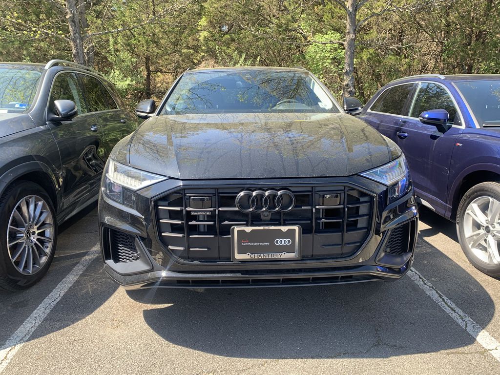 Thumbnail: 2023 Audi Q8 - 2