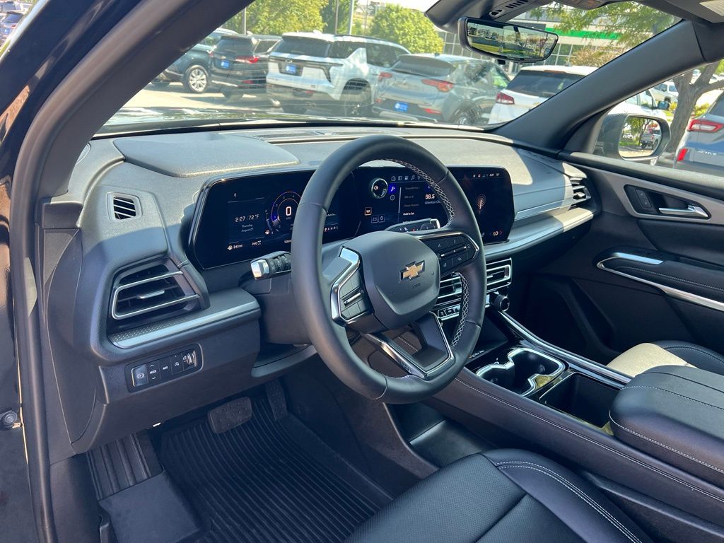 Used 2026 Chevrolet Traverse SUV