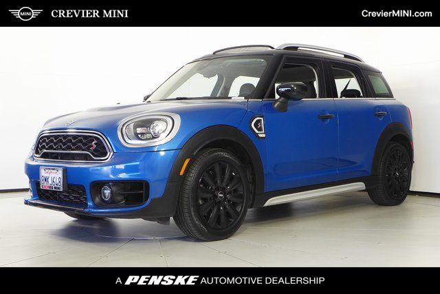 2020 MINI Cooper S Countryman Signature 1