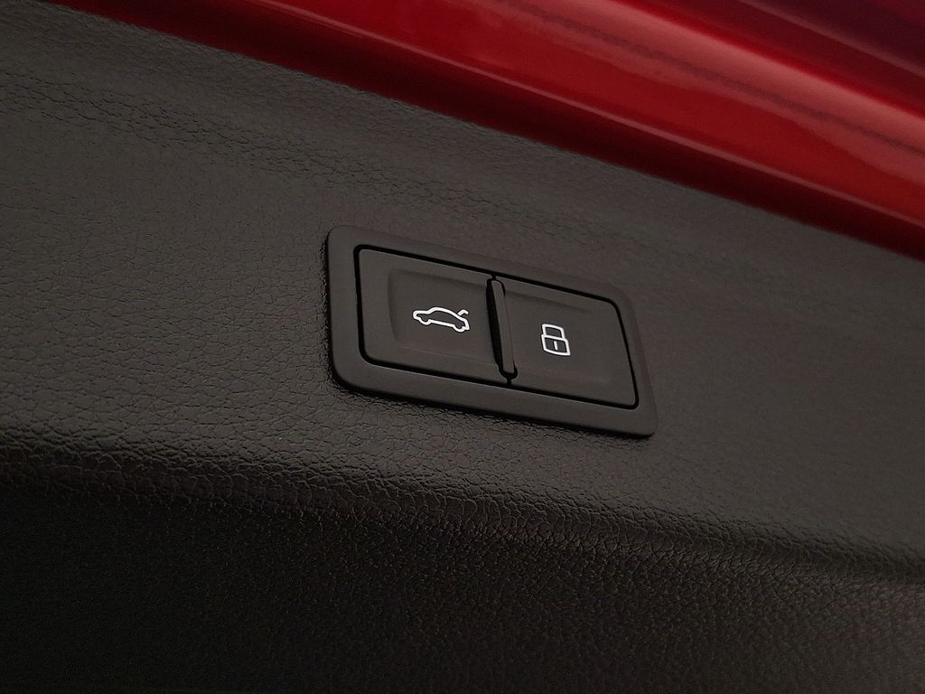 Thumbnail: 2022 Audi Q3 - 32