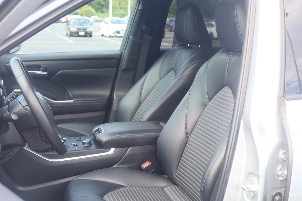 Used 2025 Toyota Corolla Sedan