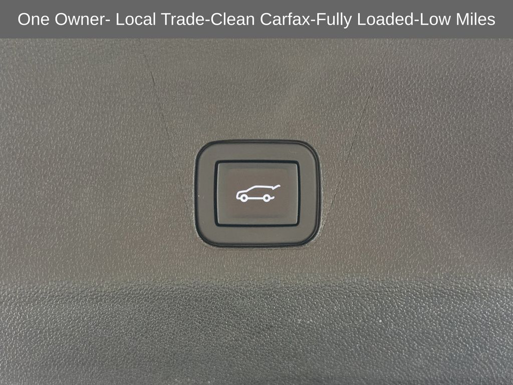 used 2023 GMC Yukon car, priced at $62,995