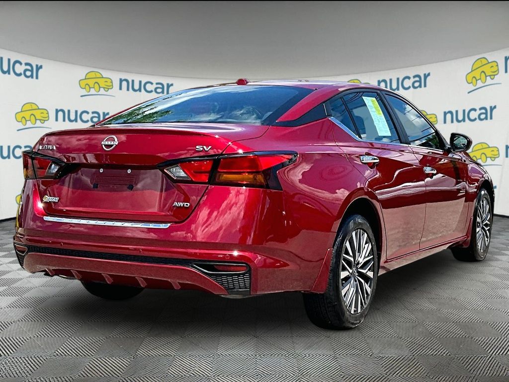 2023 Nissan Altima — photo 6