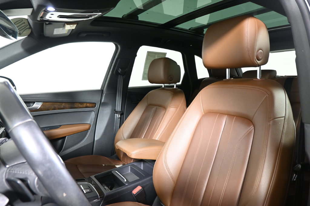 Thumbnail: 2019 Audi Q5 - 15