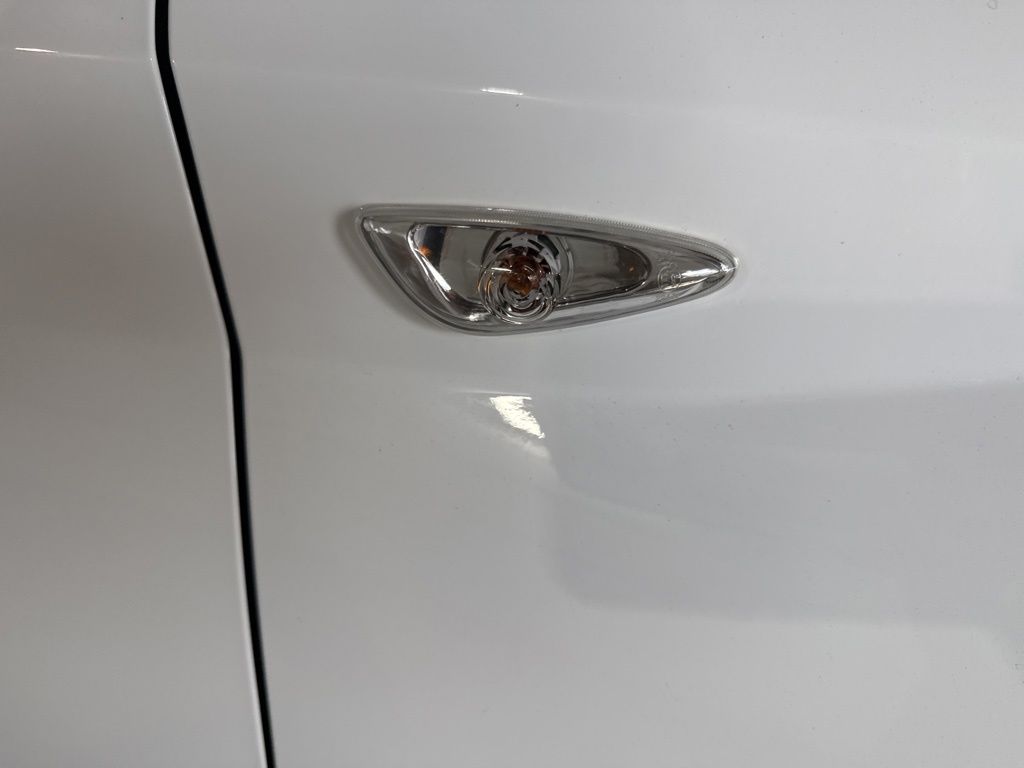 Thumbnail: 2024 Hyundai Venue - 6