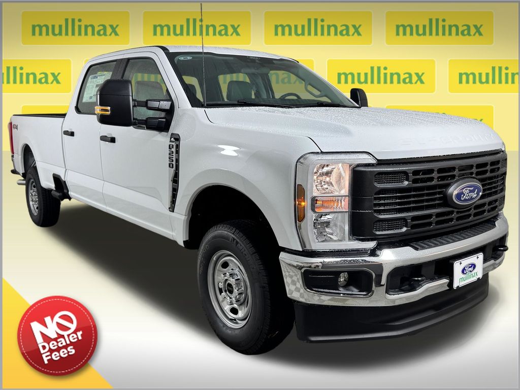 Oxford White 2026 Ford F-250 Super Duty Pickup Truck Four-Wheel Drive Automatic