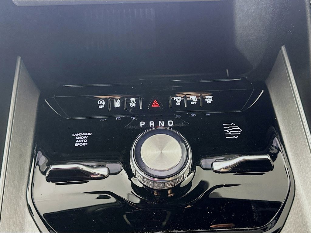 New 2026  Jeep Limited Altitude image 12