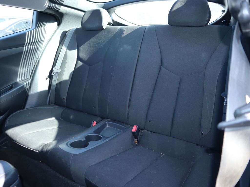 Thumbnail: 2016 Hyundai Veloster - 10