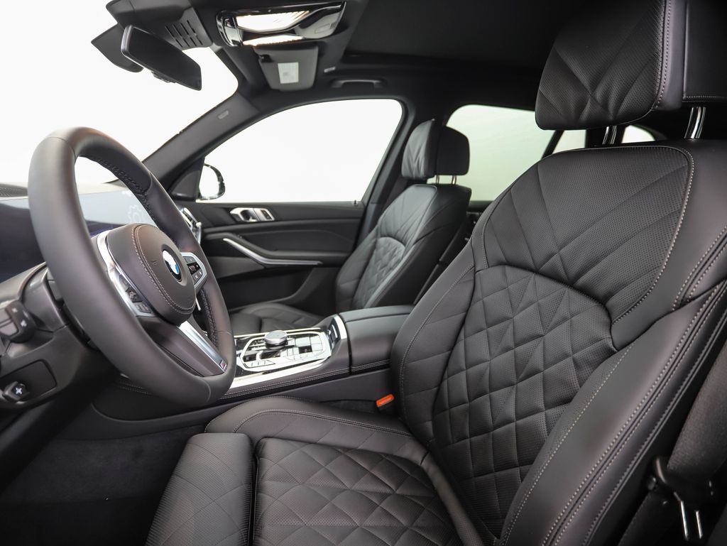 Thumbnail: 2026 BMW X5 - 10