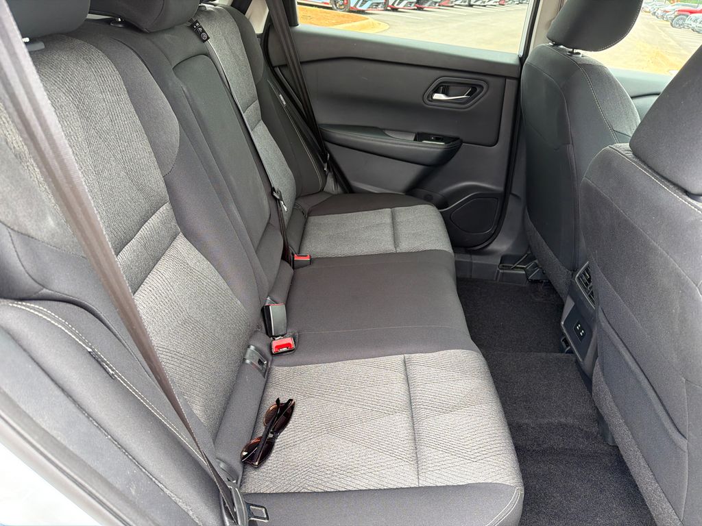 Used 2025 White Nissan SV image 15