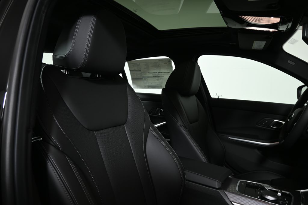 Thumbnail: 2026 BMW 3 Series - 32