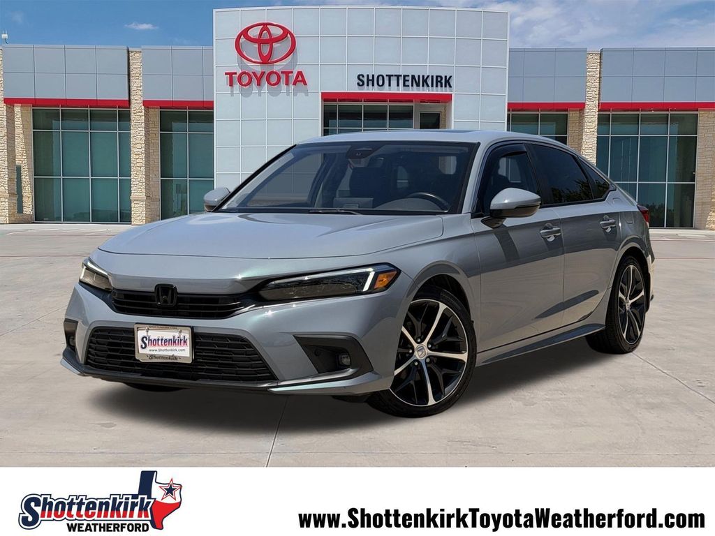 2024 Honda Civic Touring CVT's photo
