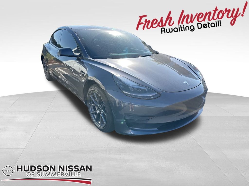 2022 Midnight Silver Metallic Tesla Model 3 Long Range Sedan