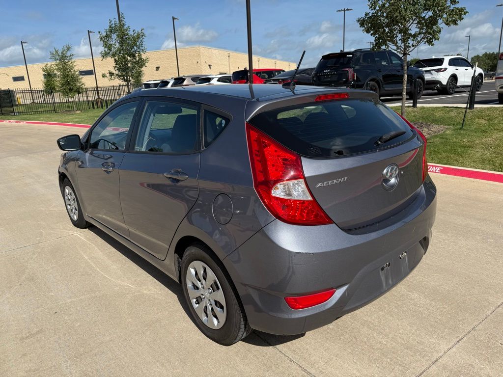 Thumbnail: 2016 Hyundai Accent - 4