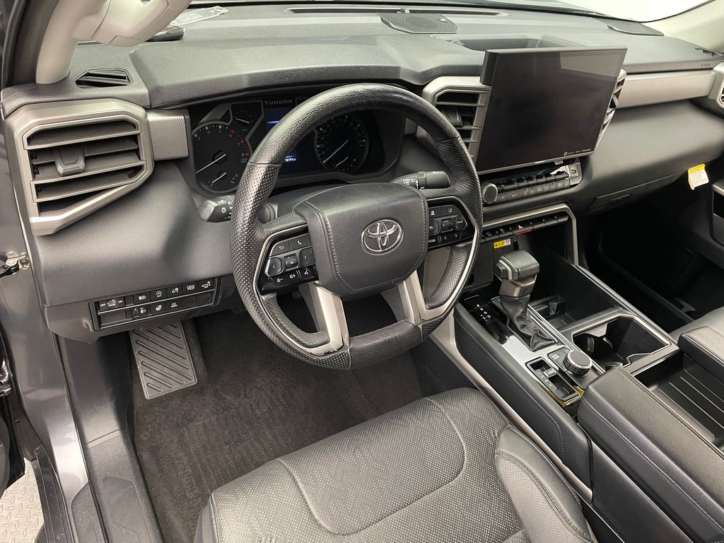 2023 Toyota Tundra Limited 12