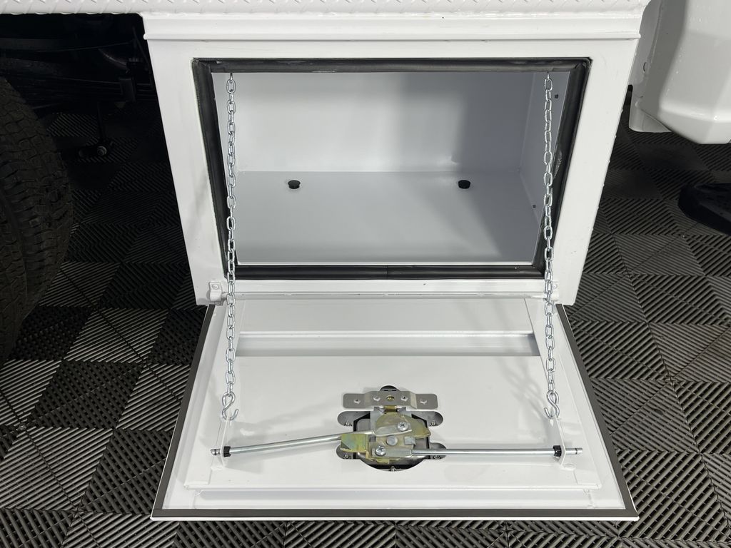 2025 Ford F-350 XL Crew Cab 60 CA 4WD, Scelzi Gooseneck Flatbed 9F0159 for sale #9F0159 - photo 30