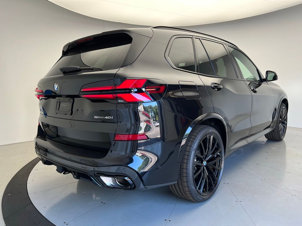 Thumbnail: 2026 BMW X5 - 3