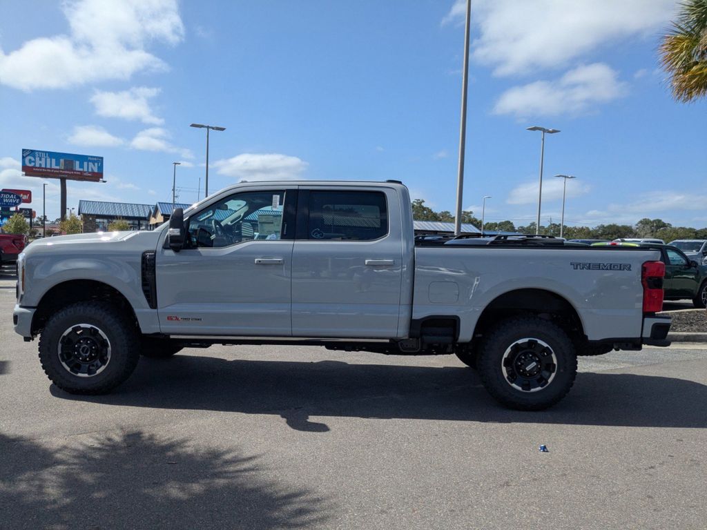 2026 Ford Super Duty F-350 SRW LARIAT