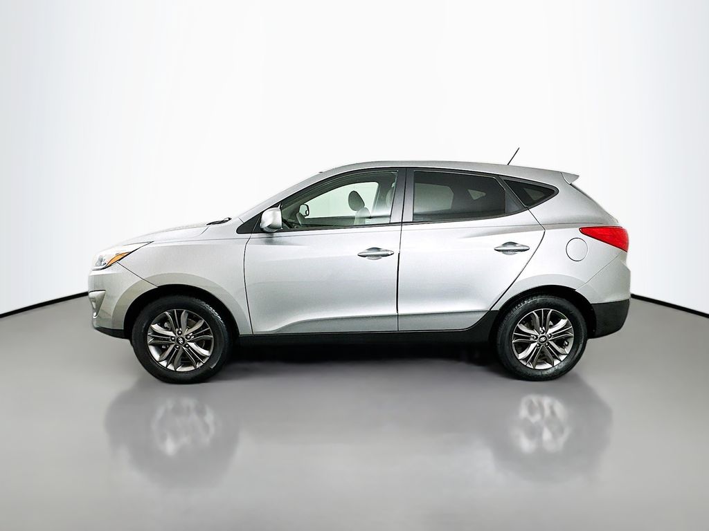 Thumbnail: 2015 Hyundai Tucson - 8