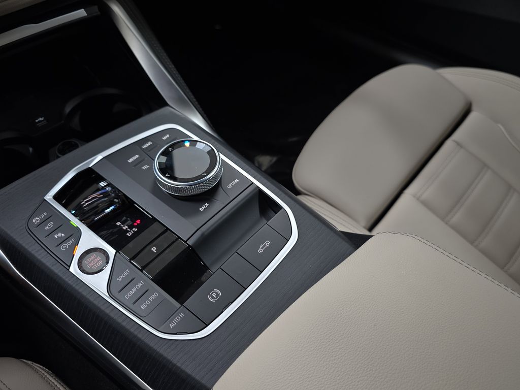 New 2027 Mineral White Metallic BMW M440i image 19