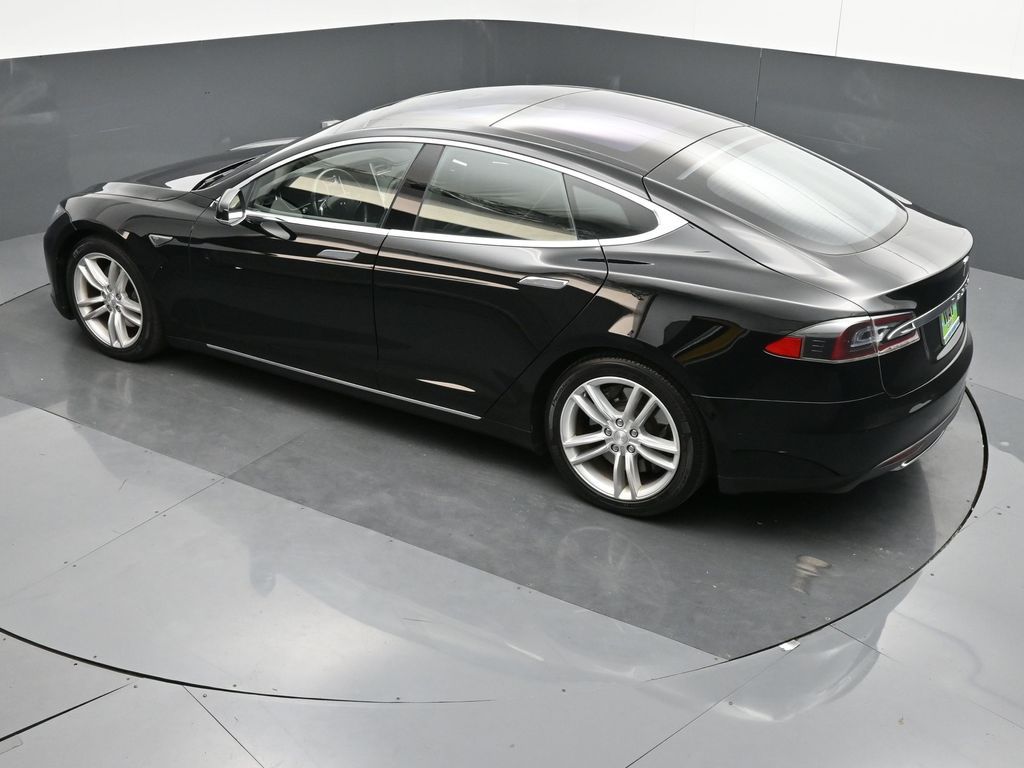 2015 Tesla Model S 85D