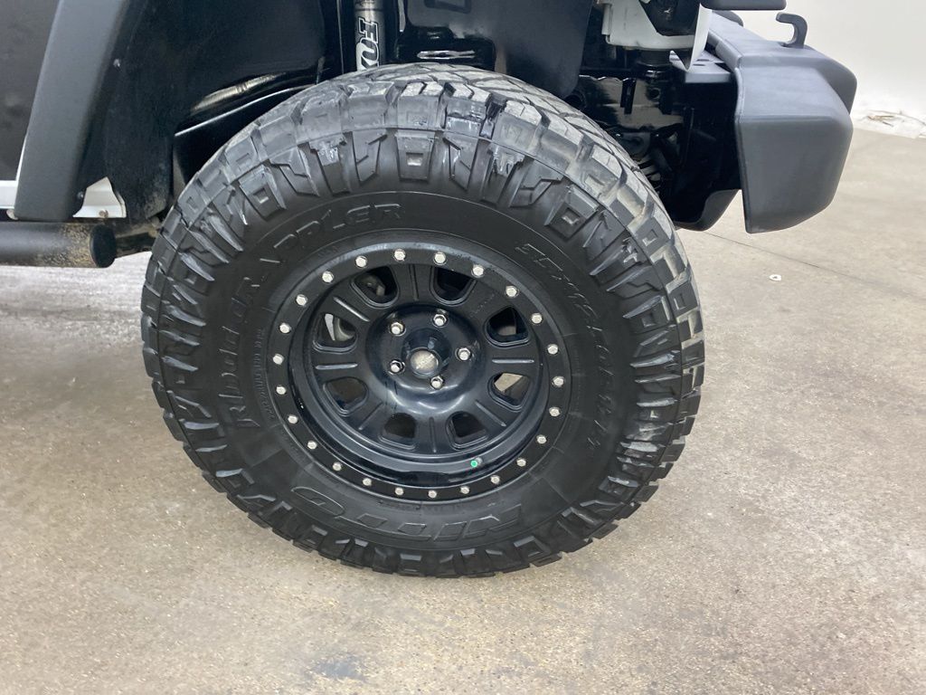 2016 Jeep Wrangler Unlimited Rubicon photo