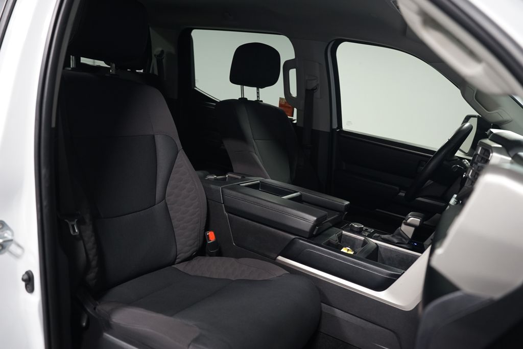 Thumbnail: 2024 Toyota Tundra - 29