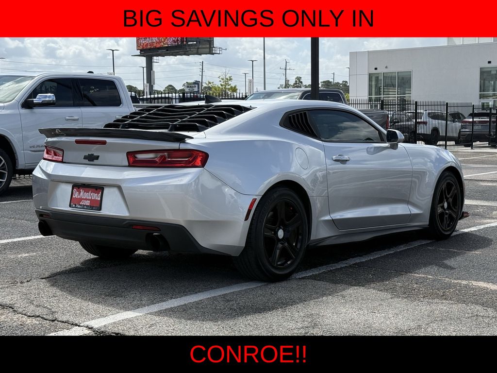 2017 Chevrolet Camaro 1LT - 5