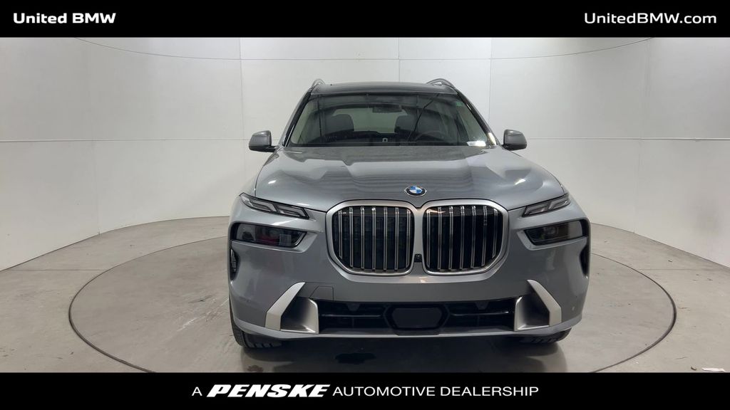 2025 BMW X7 xDrive40i 3