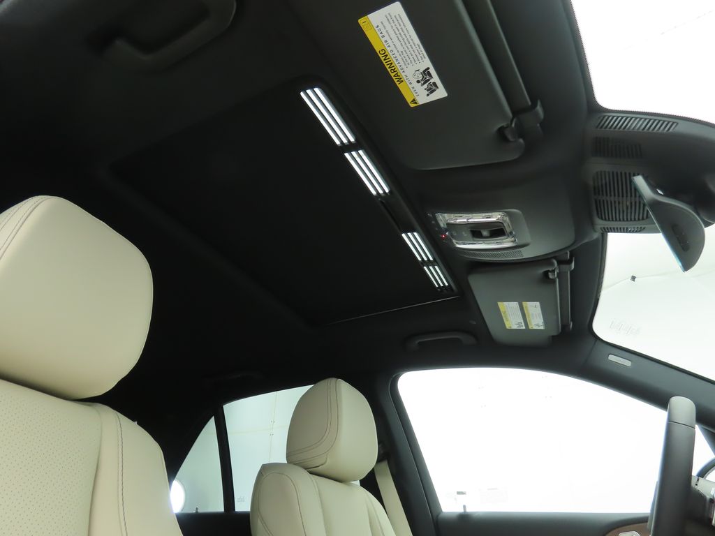 Thumbnail: 2026 Mercedes-Benz GLE - 18