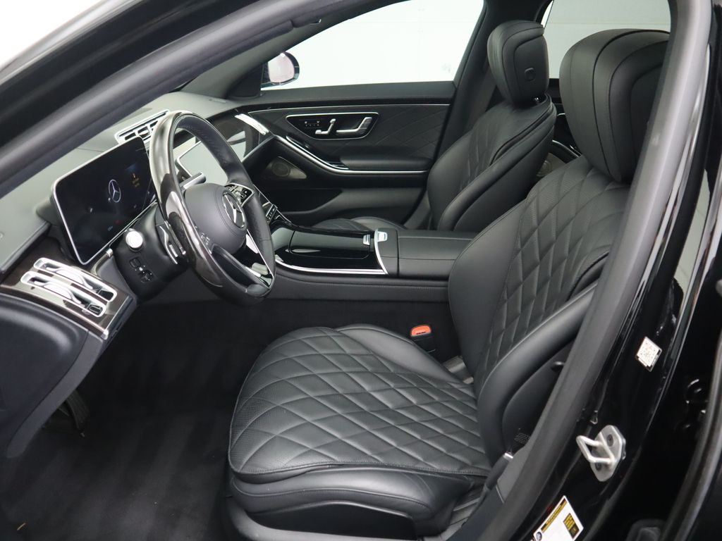 Thumbnail: 2024 Mercedes-Benz S-Class - 20