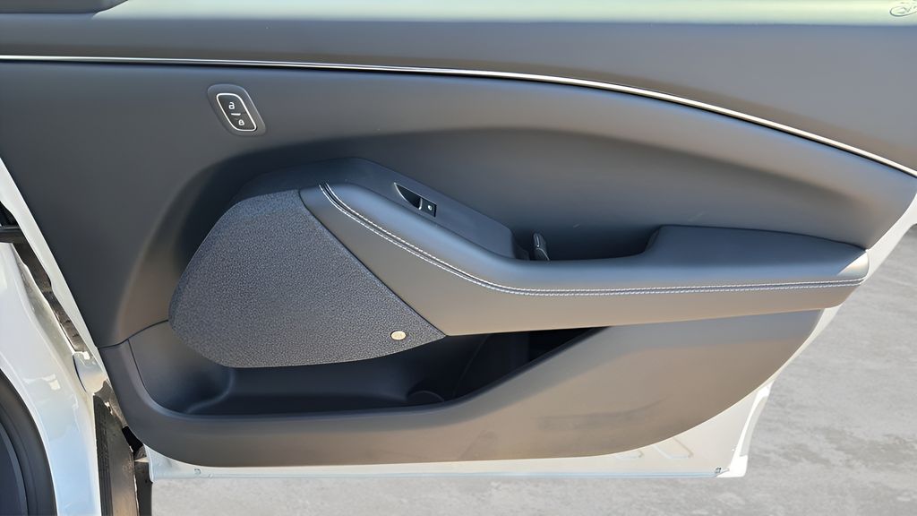 2026 Ford Mustang Mach-E