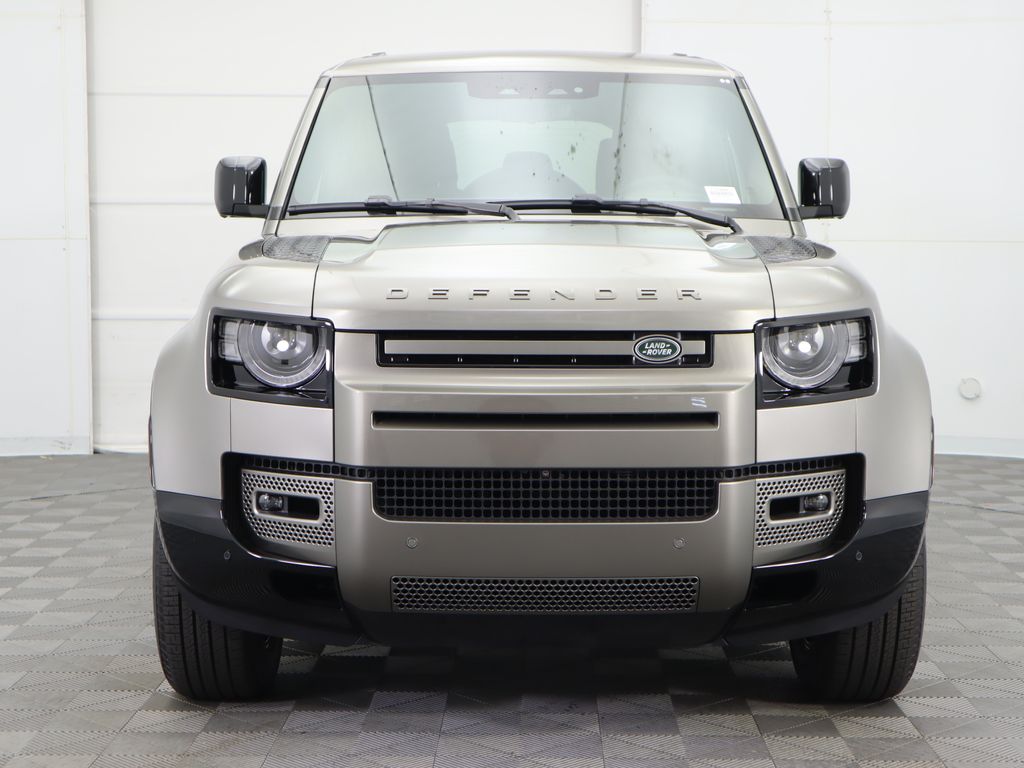 2024 Land Rover Defender 110 2