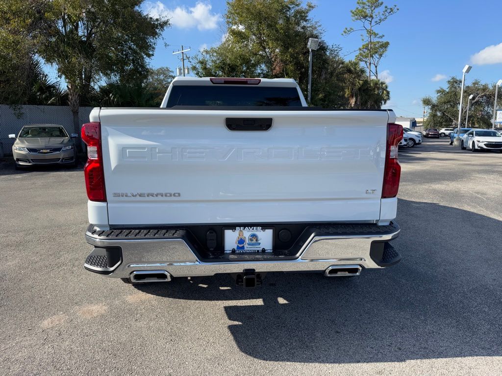 2025 Chevrolet Silverado 1500 LT 7