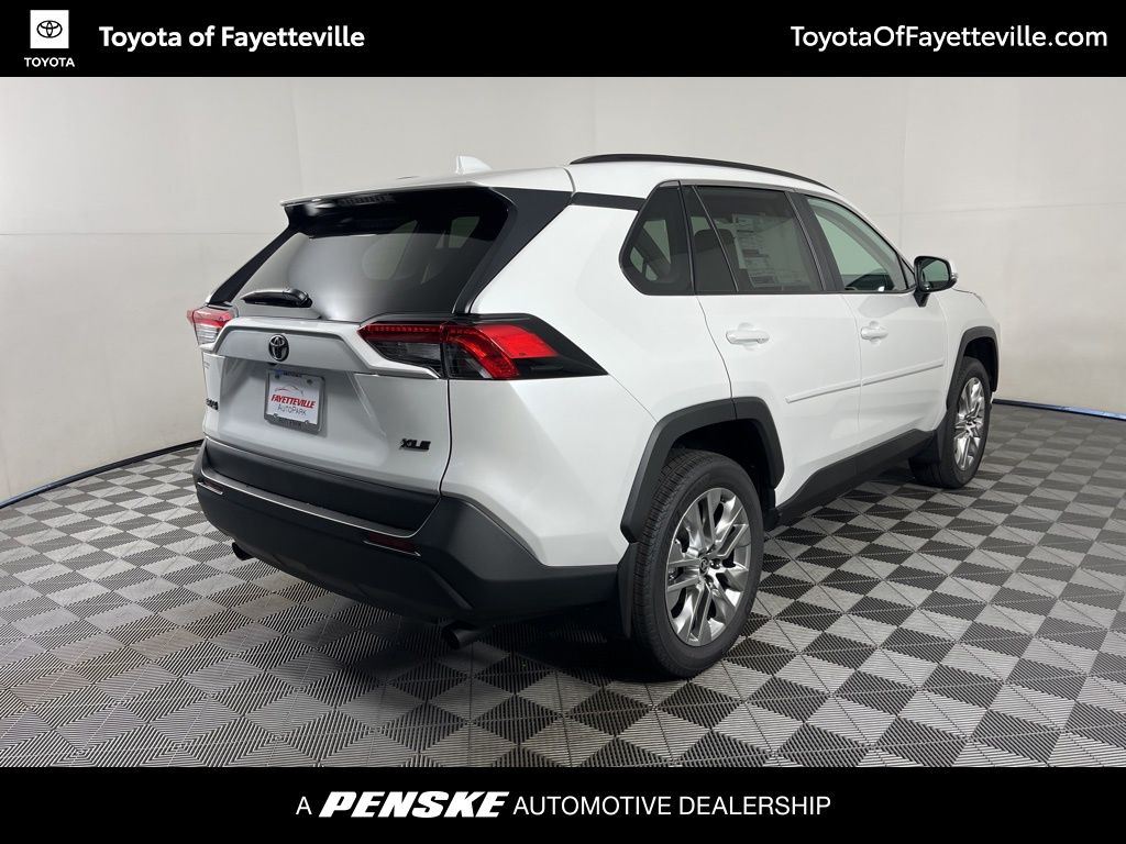 Thumbnail: 2025 Toyota RAV4 - 5